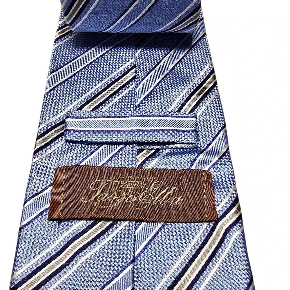 Tasso Elba SPA Mens Luxury Tie Blue  Silver Stripes 100% Silk‎ Neckwear Necktie